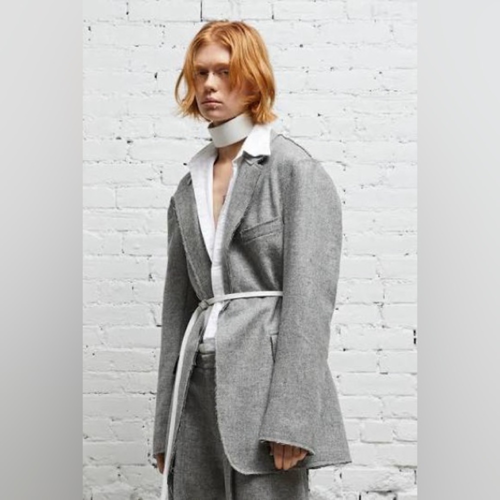 Brand New R13 Oversized Ragged Blazer Size small - Picture 2 of 15
